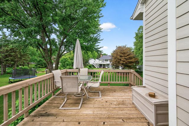 1305 Keller Lane, Burnsville, MN 55306