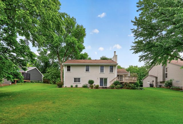 1305 Keller Lane, Burnsville, MN 55306