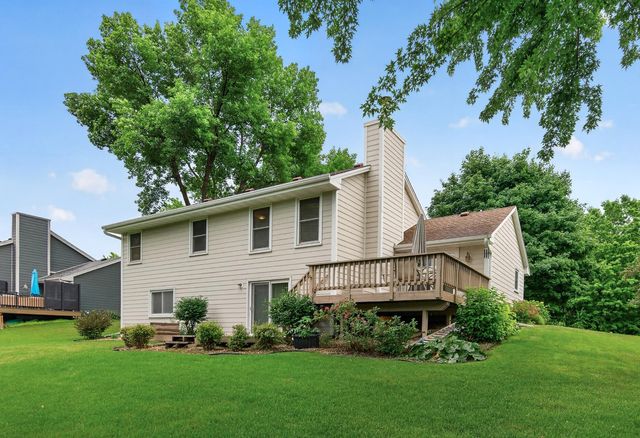 1305 Keller Lane, Burnsville, MN 55306