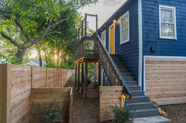 1148 Gunter ST, Austin, TX 78721