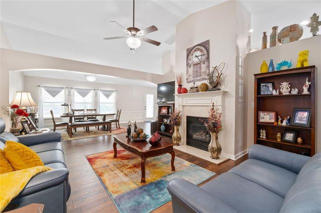 4458 SPRING MTN Lane, Powder Springs, GA 30127