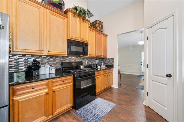 4458 SPRING MTN Lane, Powder Springs, GA 30127