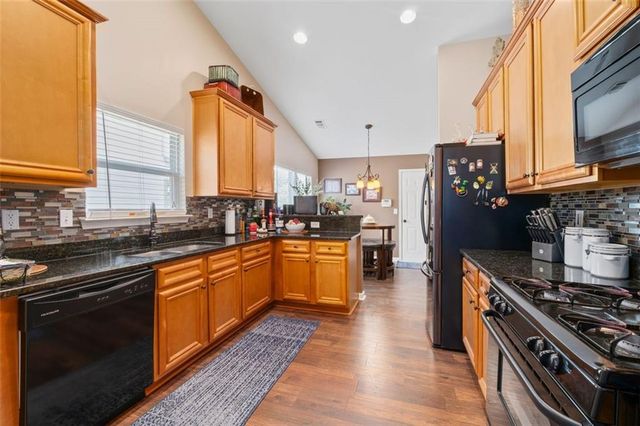 4458 SPRING MTN Lane, Powder Springs, GA 30127