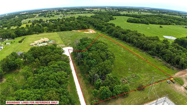 13925 Jace Circle, Gravette, AR 72736