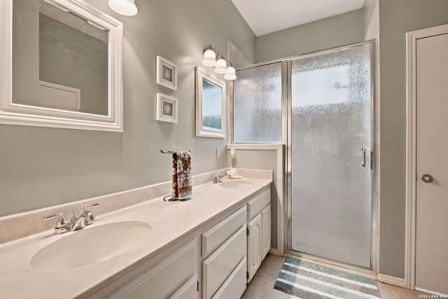 13810 CEDAR CYN, San Antonio, TX 78231
