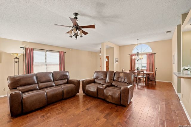 13810 CEDAR CYN, San Antonio, TX 78231