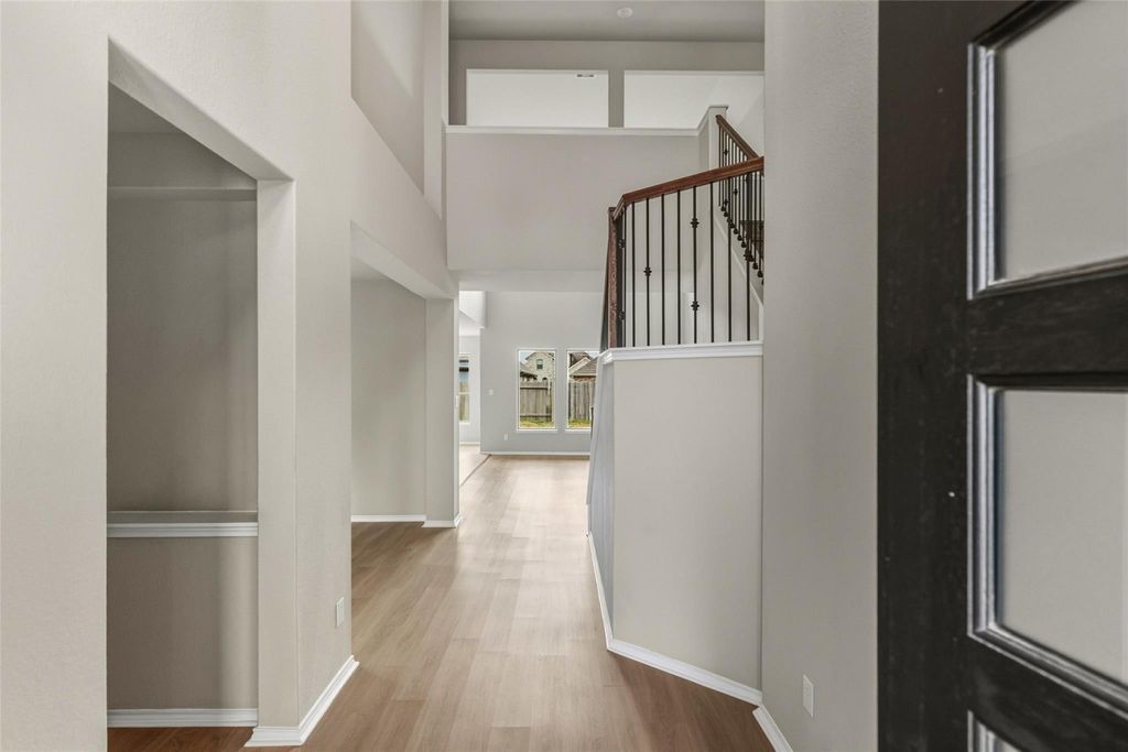 Image 3 of property listing at 20735 Yaupon Meadow Lane, Richmond, TX 77407