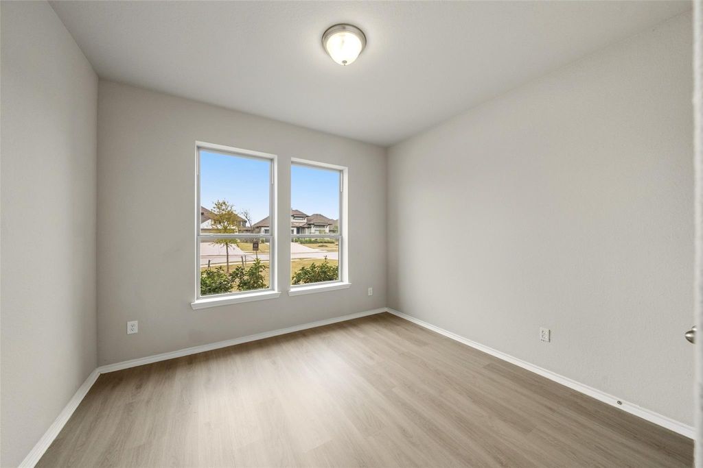 Image 4 of property listing at 20735 Yaupon Meadow Lane, Richmond, TX 77407