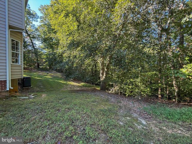 8 HOLLY BROOKE CT, Stafford, VA 22554