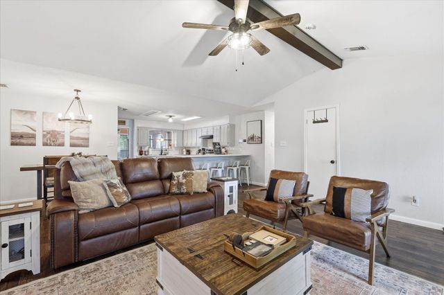 701 Raintree Road, Fort Worth, TX 76103