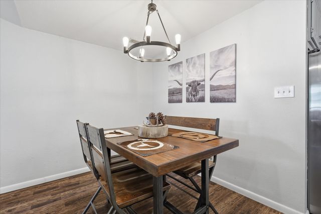 701 Raintree Road, Fort Worth, TX 76103