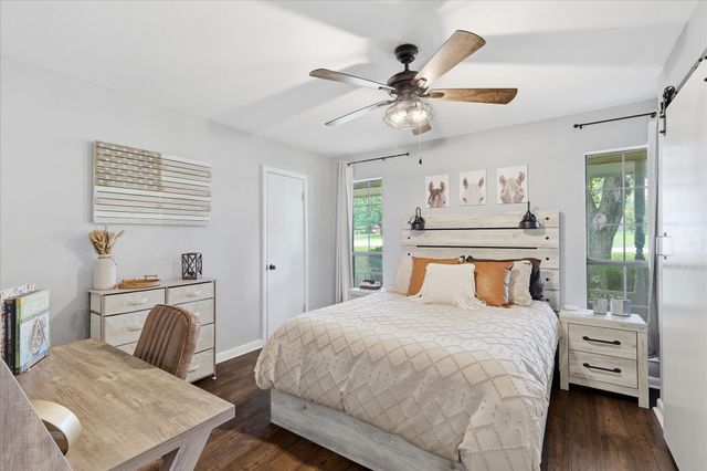 701 Raintree Road, Fort Worth, TX 76103