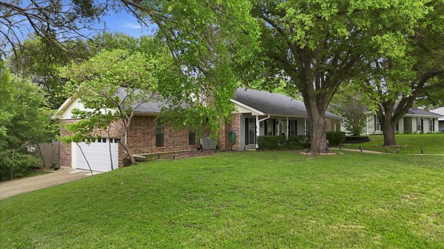 701 Raintree Road, Fort Worth, TX 76103