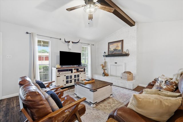 701 Raintree Road, Fort Worth, TX 76103