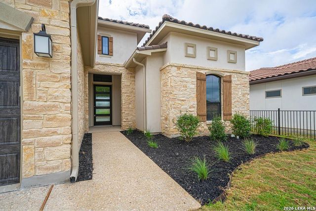 2013 Toscano Way, Kerrville, TX 78028