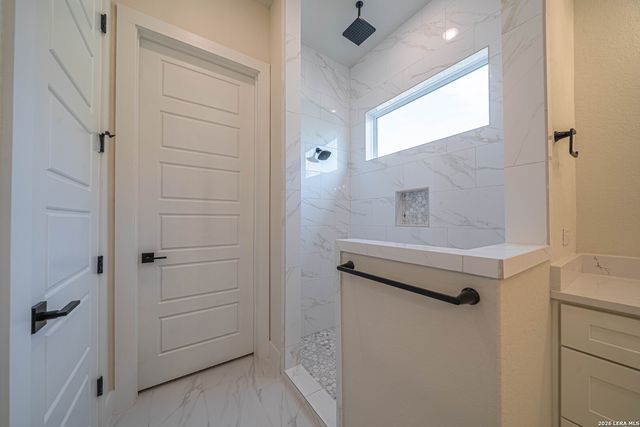 2013 Toscano Way, Kerrville, TX 78028