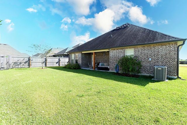 286 Magazine Loop, Thibodaux, LA 70301