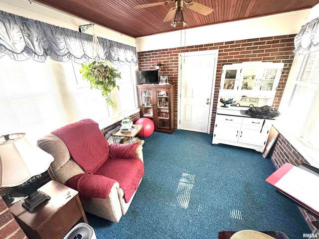 420 W 3RD Street, Centralia, IL 62801