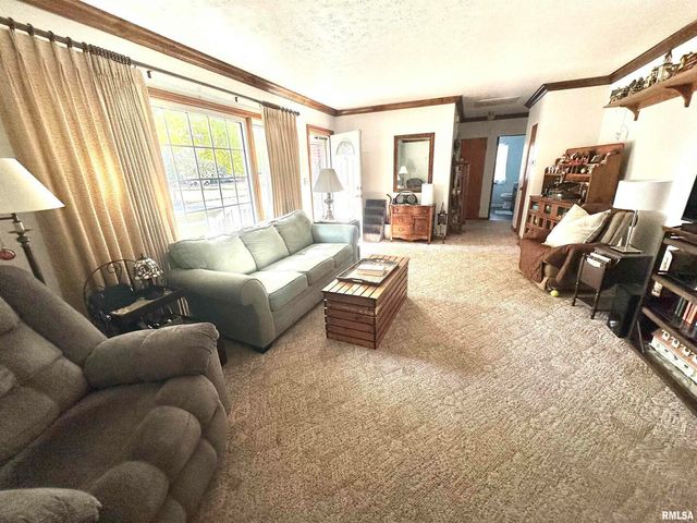 420 W 3RD Street, Centralia, IL 62801