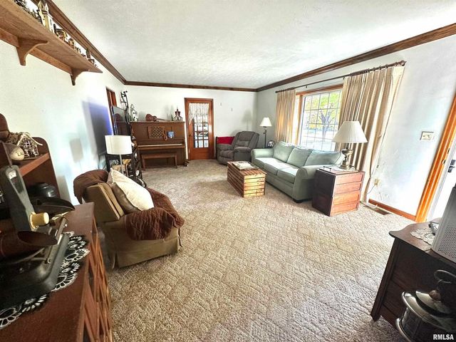 420 W 3RD Street, Centralia, IL 62801