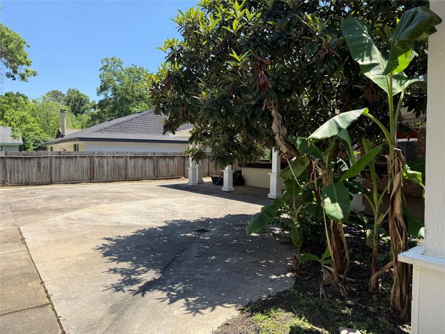 2311 Quail Haven Road, Spring, TX 77373