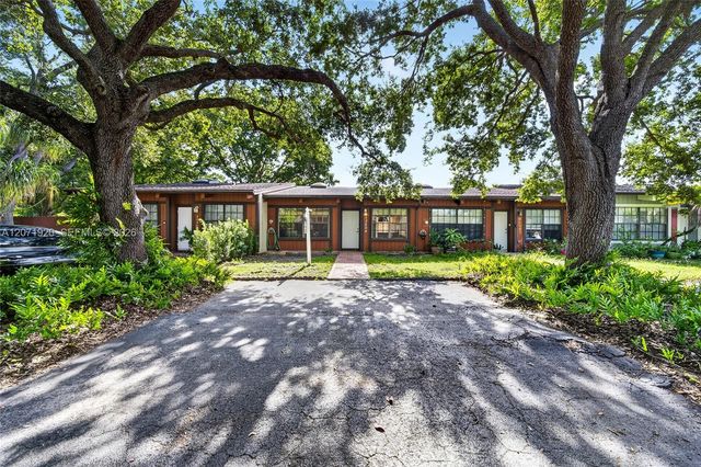 13504 SW 102nd Lane, Miami, FL 33186