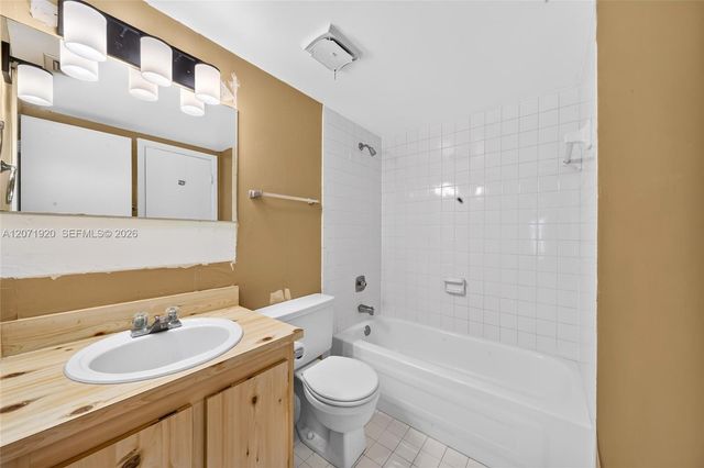 13504 SW 102nd Lane, Miami, FL 33186