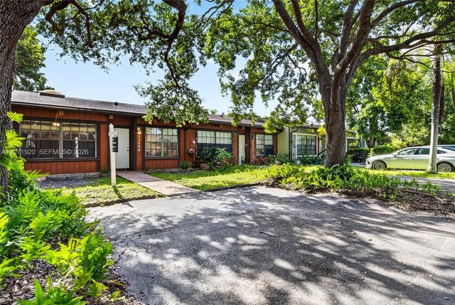 13504 SW 102nd Lane, Miami, FL 33186