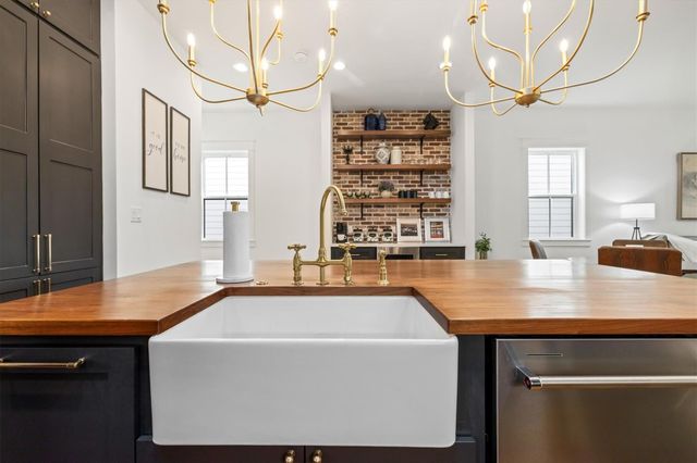 1514 31st Street, Galveston, TX 77550