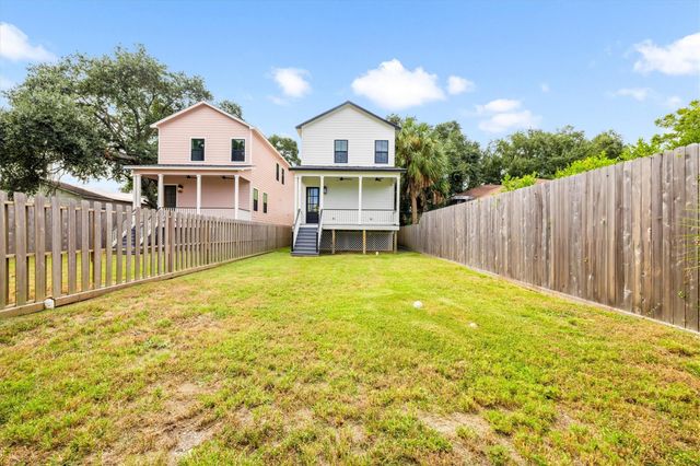 1514 31st Street, Galveston, TX 77550