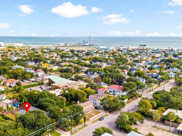 1514 31st Street, Galveston, TX 77550