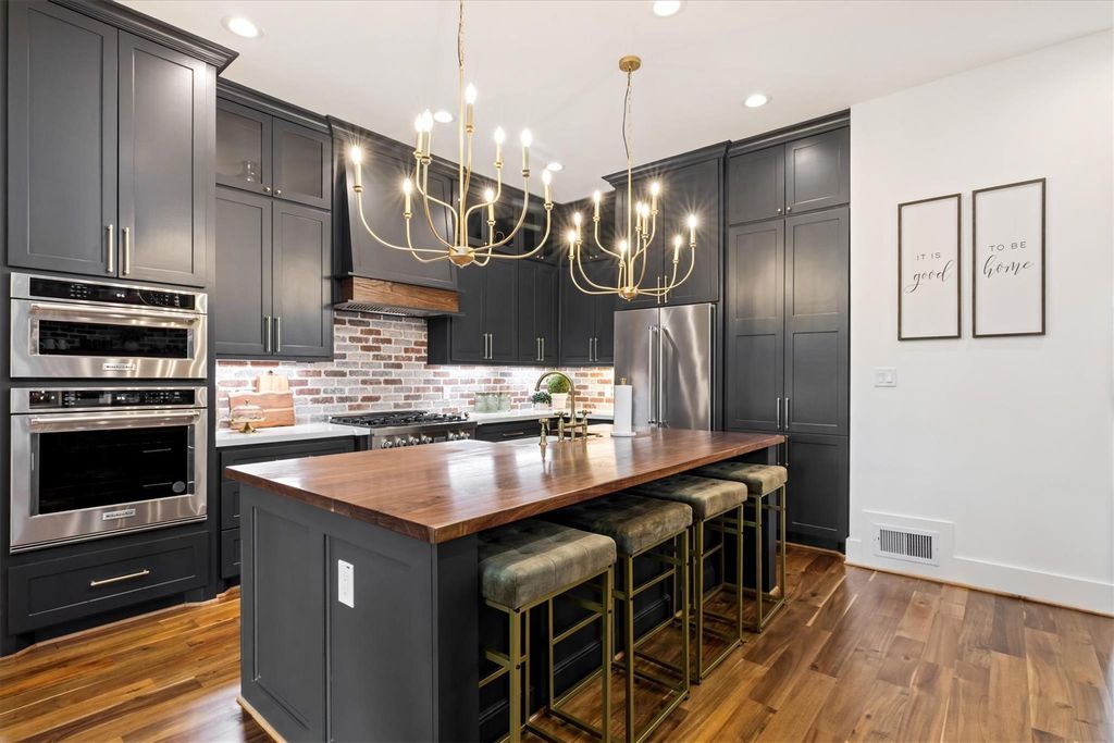 1514 31st Street, Galveston, TX 77550