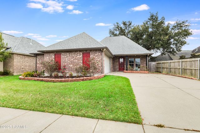 207 Narrow Way Drive, Lafayette, LA 70508