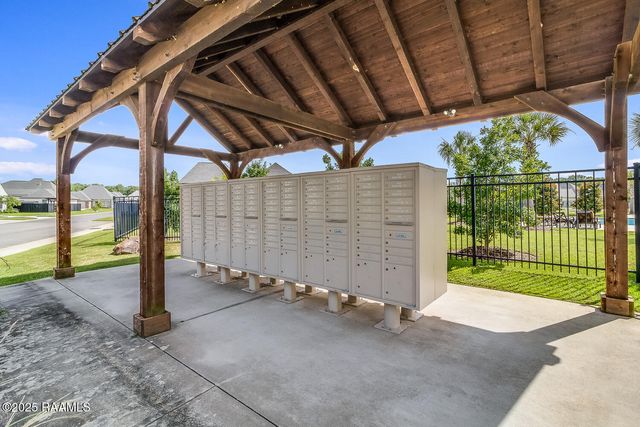 207 Narrow Way Drive, Lafayette, LA 70508