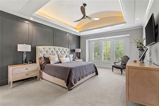 2604 W 162nd Terrace, Overland Park, KS 66085