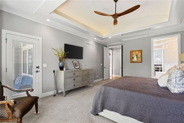 2604 W 162nd Terrace, Overland Park, KS 66085