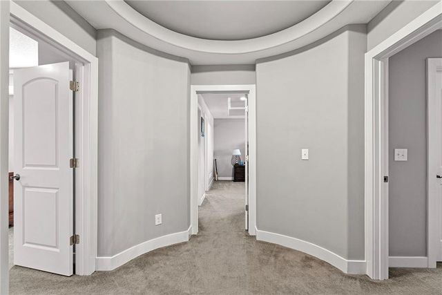 2604 W 162nd Terrace, Overland Park, KS 66085