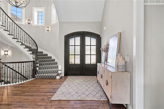 2604 W 162nd Terrace, Overland Park, KS 66085