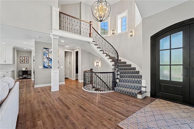 2604 W 162nd Terrace, Overland Park, KS 66085