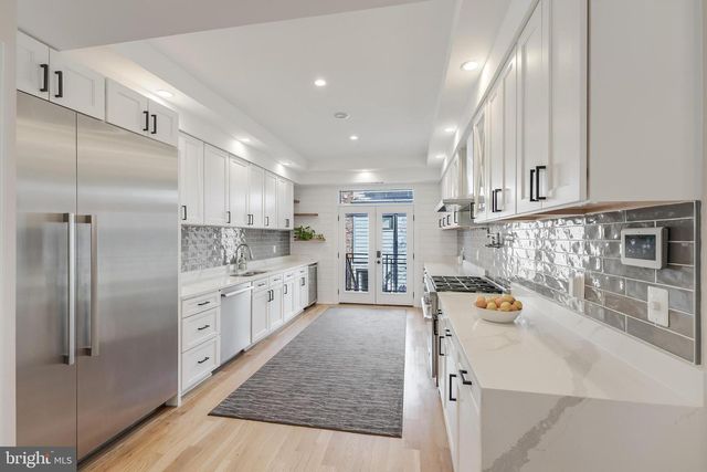 648 F ST NE, Washington, DC 20002