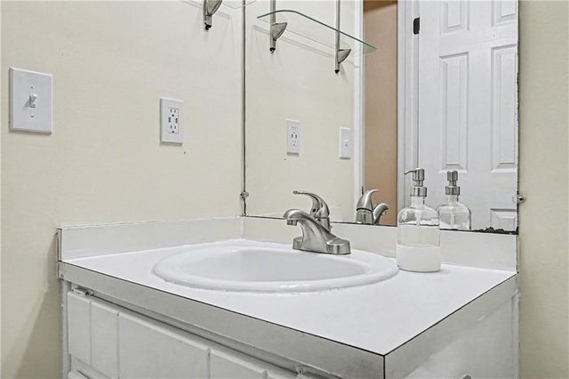 2411 Emberwood Court NW, Kennesaw, GA 30152