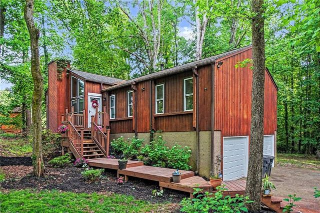 2411 Emberwood Court NW, Kennesaw, GA 30152