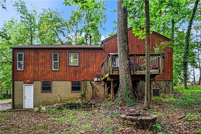 2411 Emberwood Court NW, Kennesaw, GA 30152