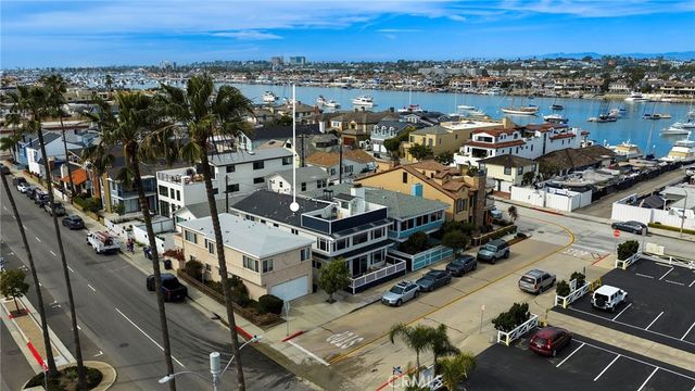 203 8th st, Newport Beach, CA 92661