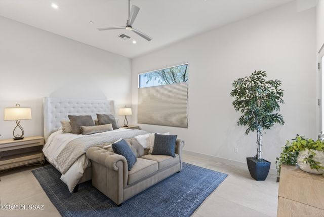 14248 N Hidden Enclave Place, Oro Valley, AZ 85755