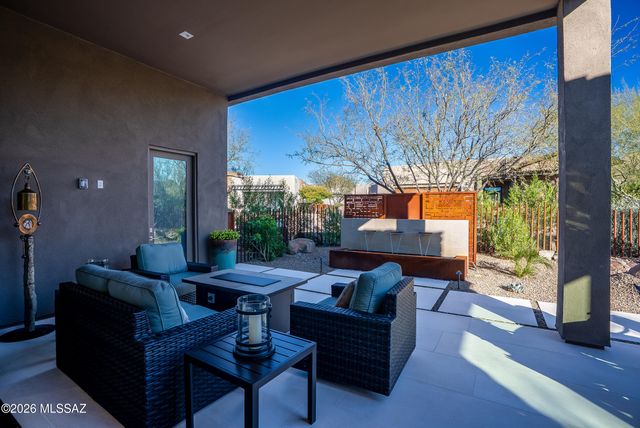 14248 N Hidden Enclave Place, Oro Valley, AZ 85755