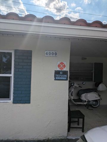 4000 NW WOODSIDE Drive 1, Coral Springs, FL 33065