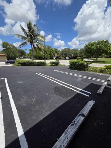 4000 NW WOODSIDE Drive 1, Coral Springs, FL 33065
