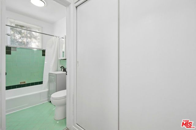 4010 Los Feliz Boulevard 16, Los Angeles, CA 90027