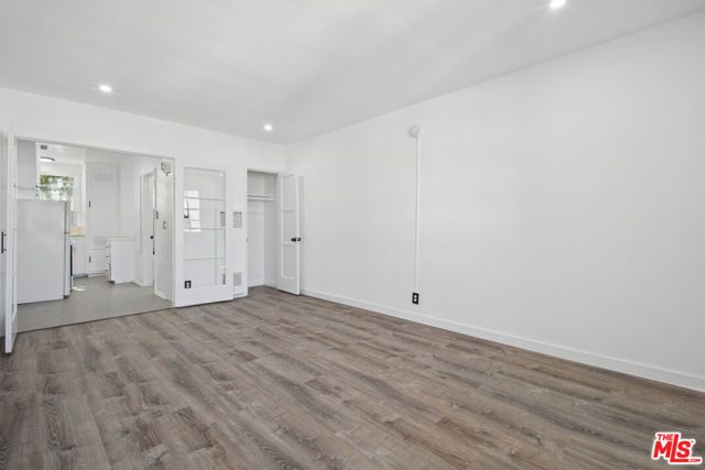 4010 Los Feliz Boulevard 16, Los Angeles, CA 90027